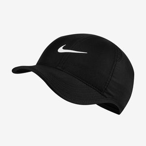 Nike featherlight hat